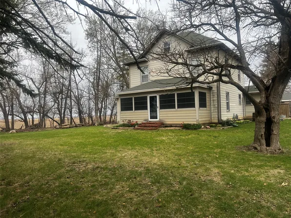 3205 W 1st St, Grimes, IA 50111