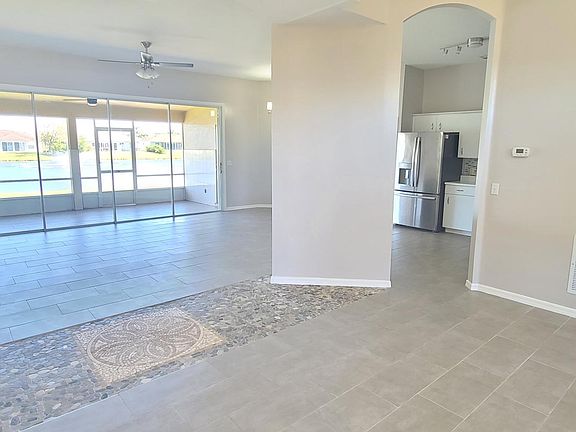 2nd image of 6750 Ferri Cir
