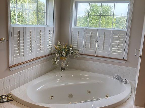 2nd image of 218 Forest Meadow Dr