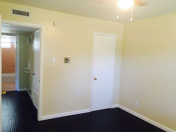 5th image of 5203 Gaston Ave APT 106