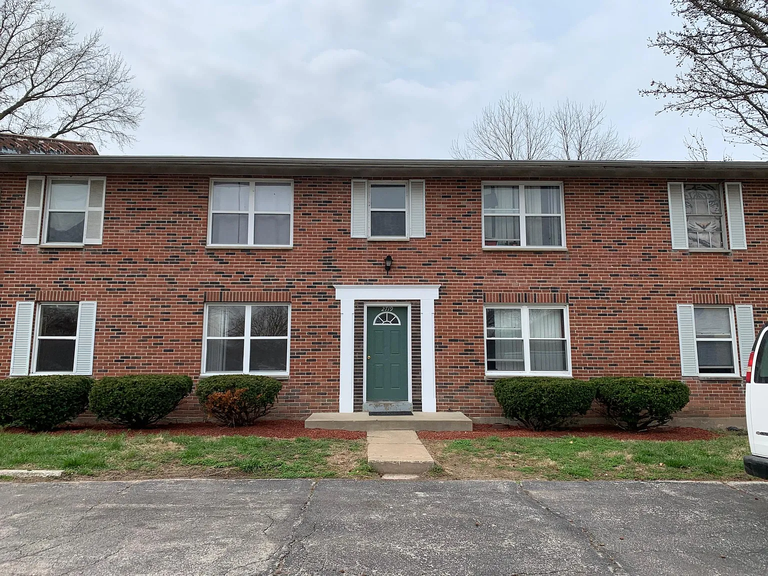 2 bed, 650 sqft, $1,095 — Photo 1