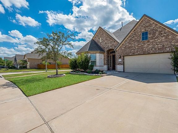3rd image of 24327 Bludana Ln