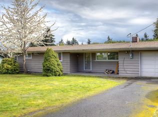 8012 Fairway Dr SW, Lakewood, WA 98498