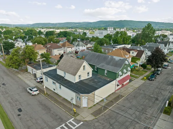 128 Squires Ave, Endicott, NY 13760