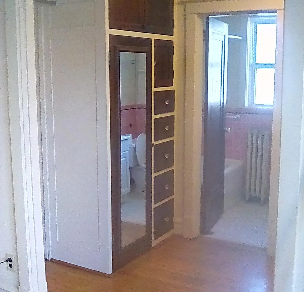 1015 Hi Pointe Pl — Photo 3