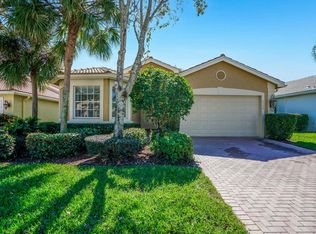 7364 Maple Ridge Trl, Boynton Beach, FL 33437