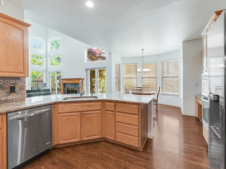 NW Eagleridge Ln — Photo 8