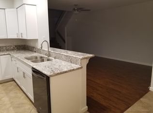 4821 Heather Ct, Moorpark, CA 93021
