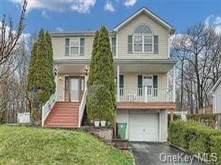 1st image of 46 Dogwood Dr
