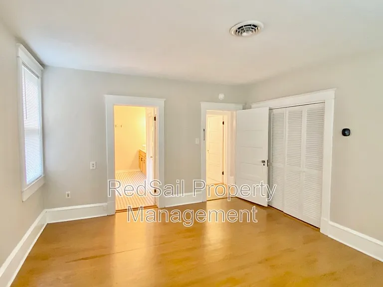 53 Shenandoah Rd — Photo 16