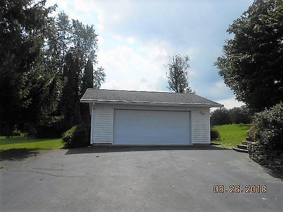 4th image of 167 Burkeshire Dr