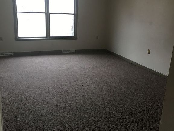 2nd image of 571 Liberty St