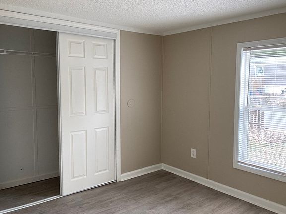 2nd image of 301 N Amy Dr