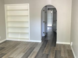 4331 V St, Sacramento, CA 95817
