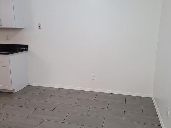 5th image of 2109 Chelwood Park Blvd NE #A