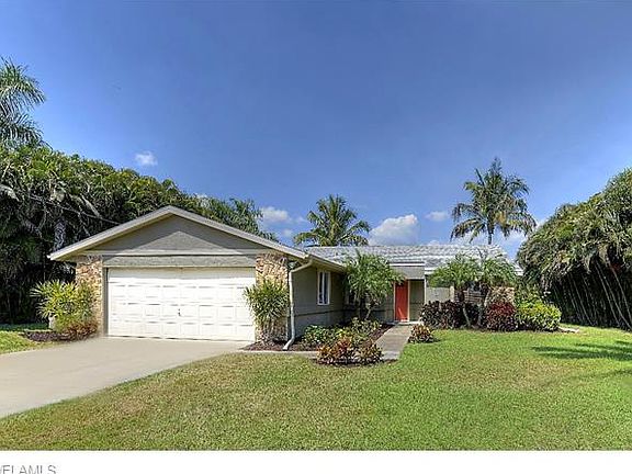2nd image of 6330 Plumosa Ave