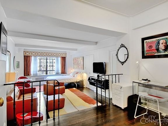 2nd image of 10 Park Ave #9R