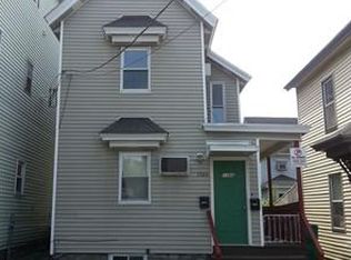 1364 Middlesex St, Lowell, MA 01851
