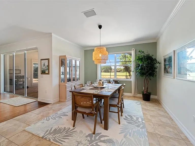 6140 Victory Dr — Photo 12