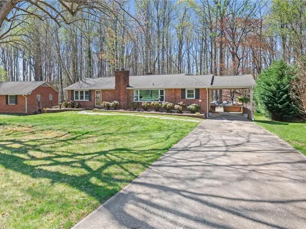 6313 Arden Cir, Clemmons, NC 27012