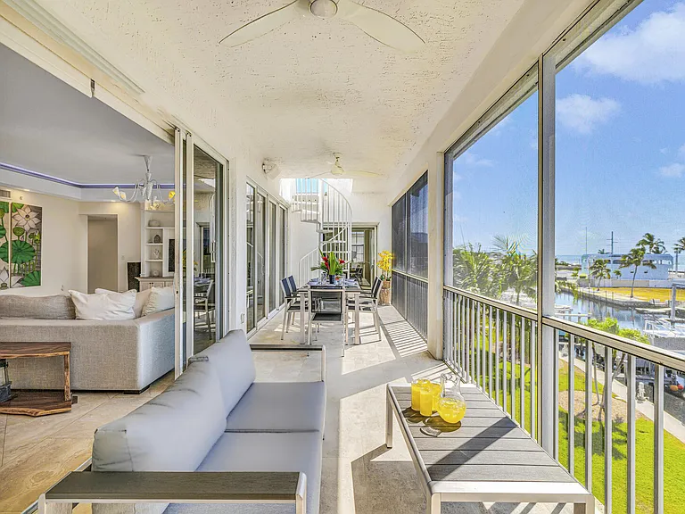 Gulfview Dr — Photo 9