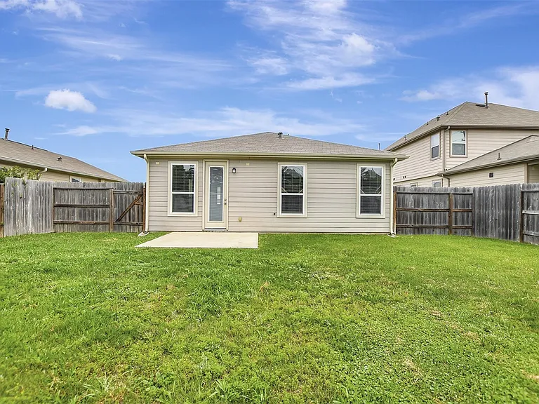 41523 Stampede Stream Dr — Photo 27
