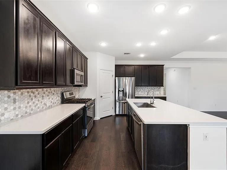 5146 Veranda Ter — Photo 21