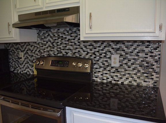 4th image of 606 Lee Road 412