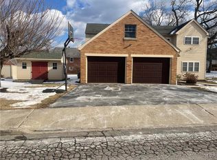 2319 S Alice St, Allentown, PA 18103