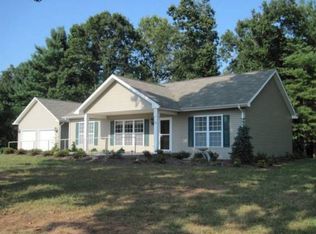186 Ridgecrest St, Wilkesboro, NC 28697