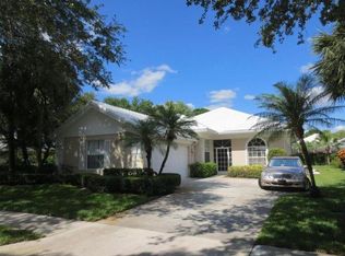 8475 E Garden Oaks Cir, Palm Beach Gardens, FL 33410