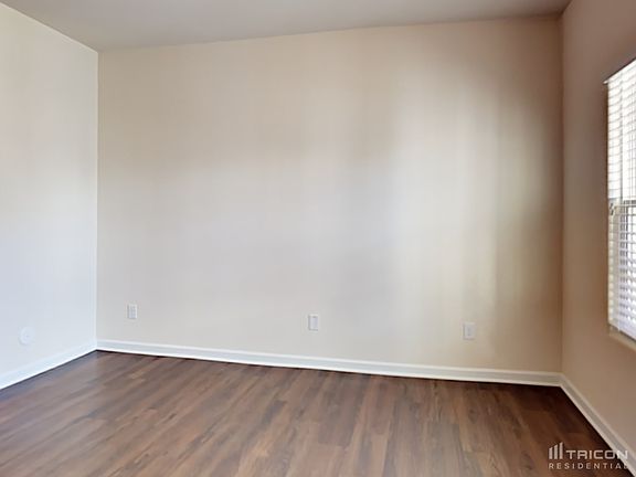 5th image of 1357 Waylon Ave