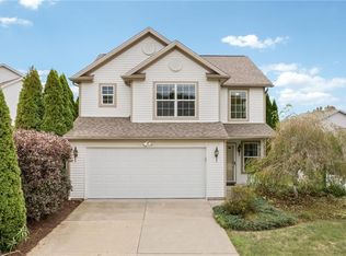 5288 Deer Trace Dr, Kent, OH 44240