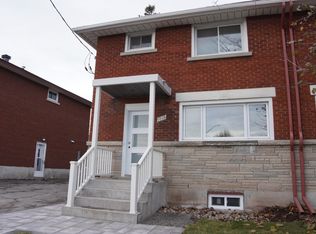 1030 Maitland Ave #B, Ottawa, ON K2C2B6