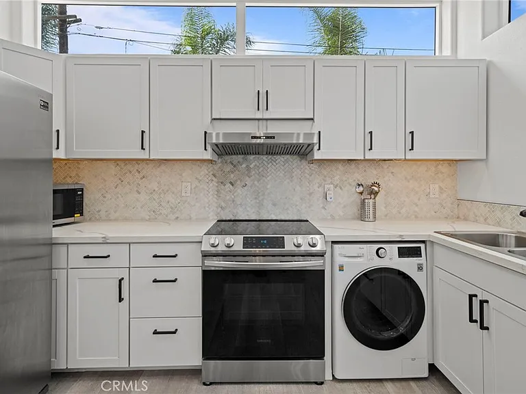 1476 Kenneth Dr — Photo 14