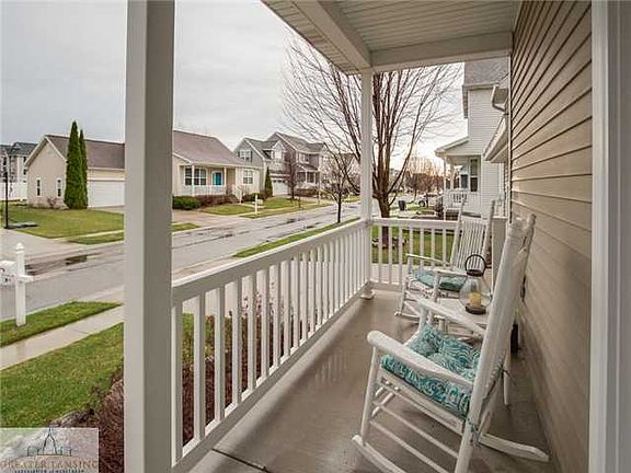2nd image of 502 E Anhinga Dr