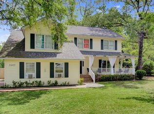 1605 Bacons Bridge Rd, Summerville, SC 29485