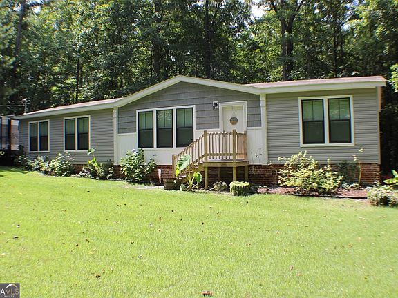 2nd image of 178 Woodbine Cir