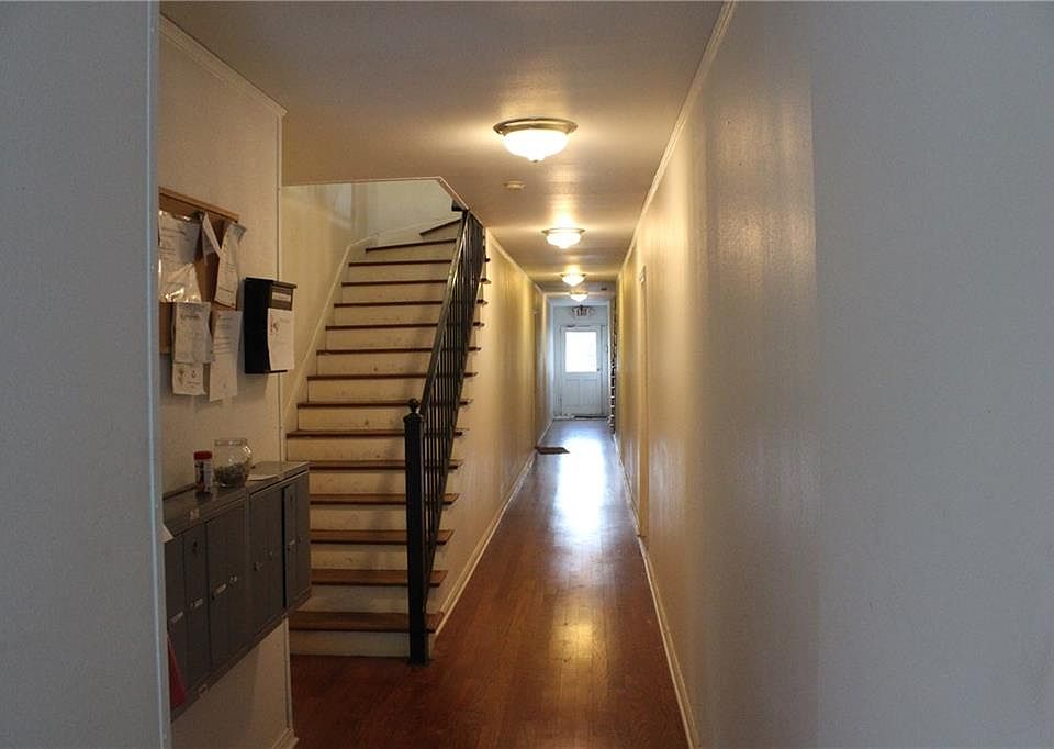 2nd image of 5616 Bryan Pkwy APT 202