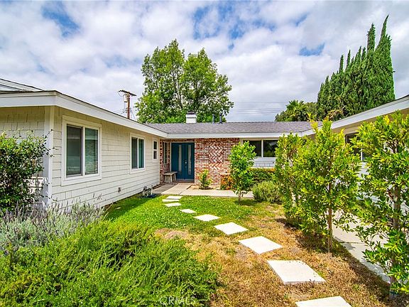 2nd image of 20643 Clarendon St