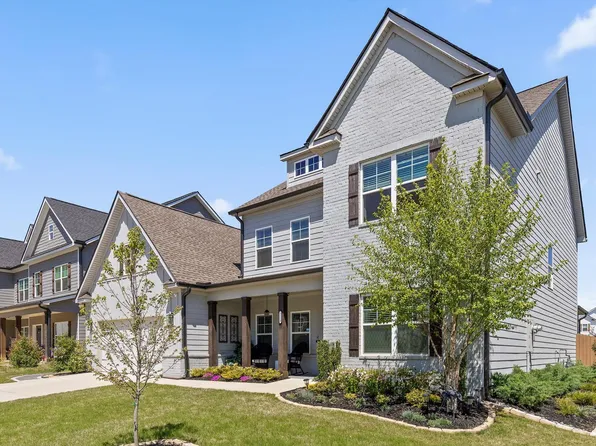 3324 Grassy Fields Ln, Apison, TN 37302