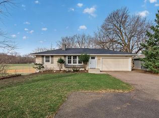 5330 Manitou Rd, Tonka Bay, MN 55331