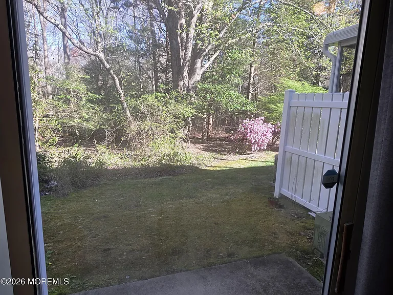 421 Ibis Ct — Photo 18