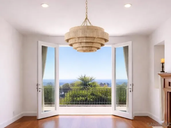 1690 Gascony Rd, Encinitas, CA 92024