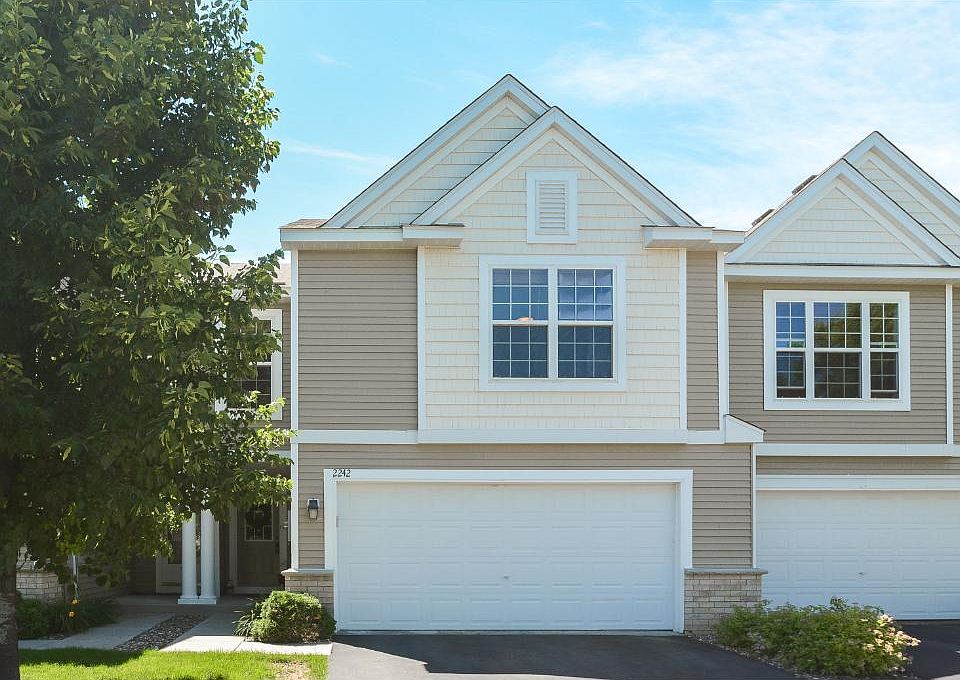 1st image of 2242 Saint Johns Cir
