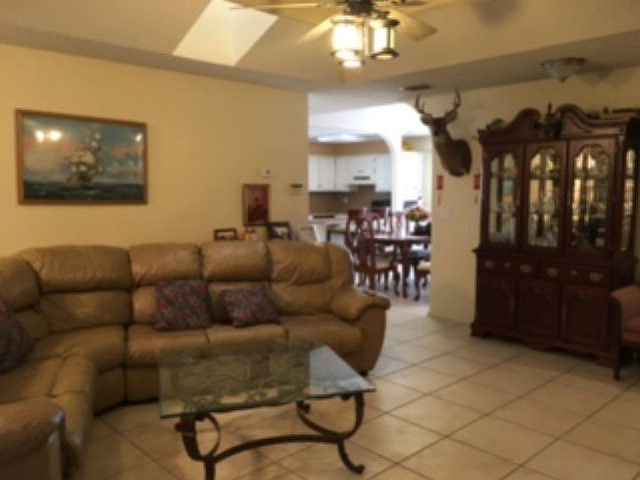 2nd image of 1010 S Cherry Blossom Cir