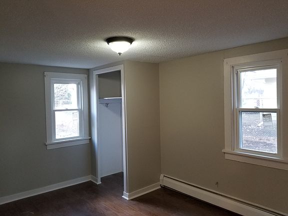 4th image of 325 E Court St #1
