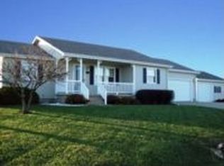 309 S Quail Dr, Westmoreland, KS 66549