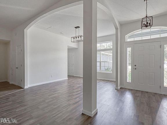 4th image of 5645 POTOMAC Avenue