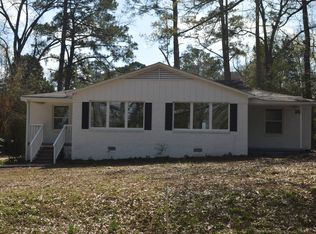 111 Highland Dr, Kosciusko, MS 39090